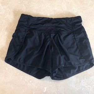 black Lululemon running shorts size 4
